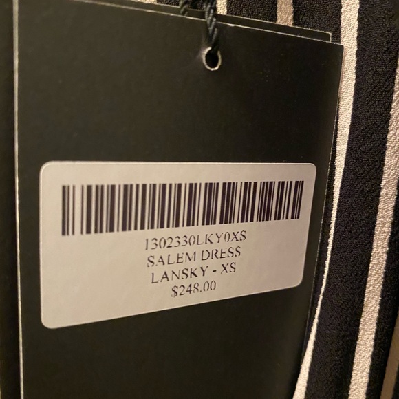 Reformation wrap dress xs NWT - Picture 4 of 5